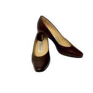 Vintage Etienne Aigner Brown Leather Taylor Heels Size 7